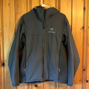 Arc’teryx Atom LT Hoody - Men’s, Medium, Gray